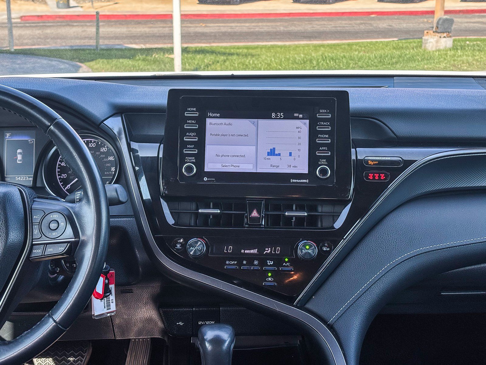 Certified 2024 Toyota Camry SE FWD image 16
