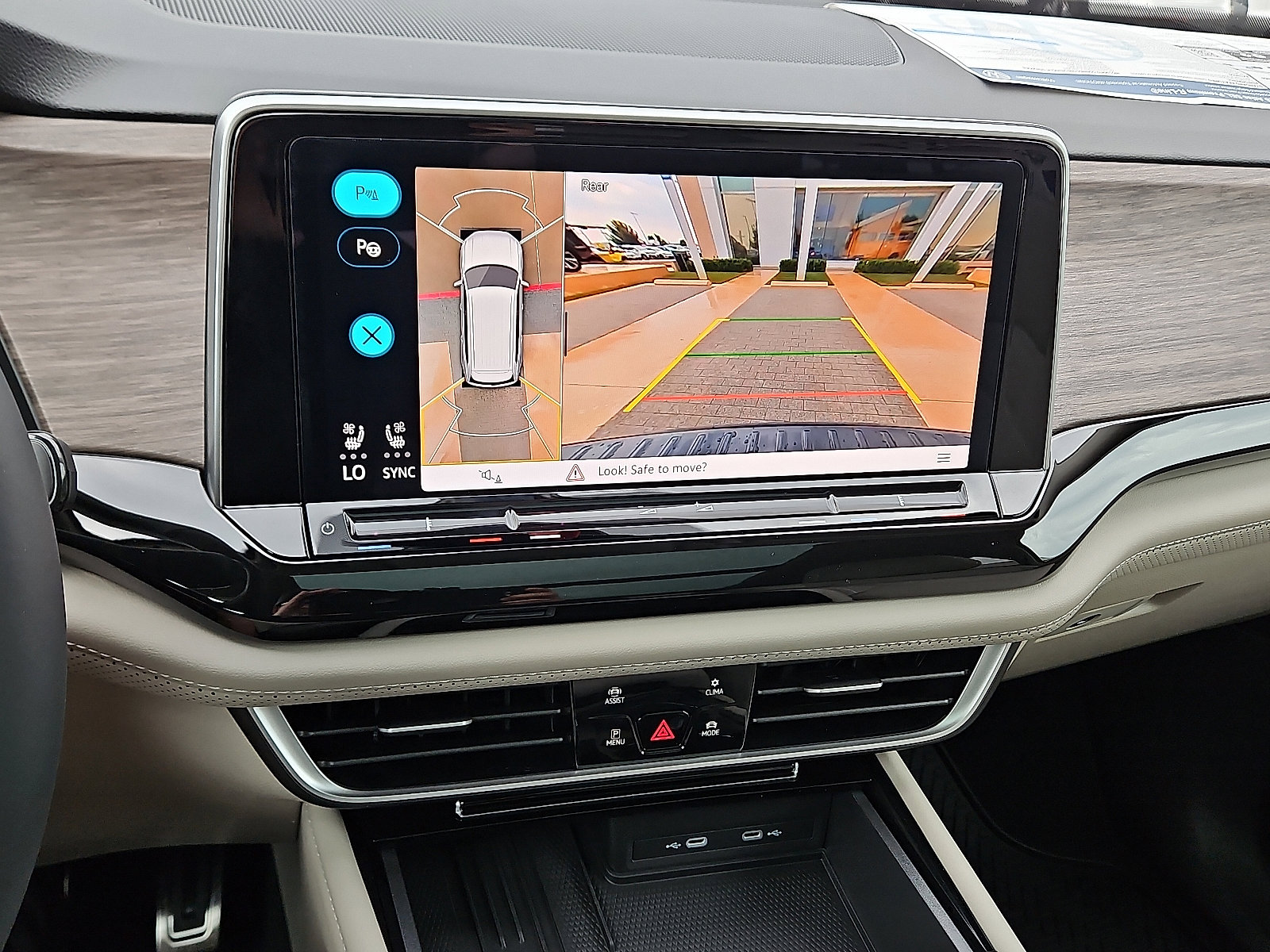 New 2026 Volkswagen Atlas SEL Premium R-Line image 17