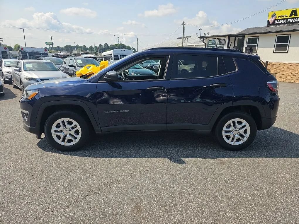 Used 2018 Jeep Compass Sport FWD image 4