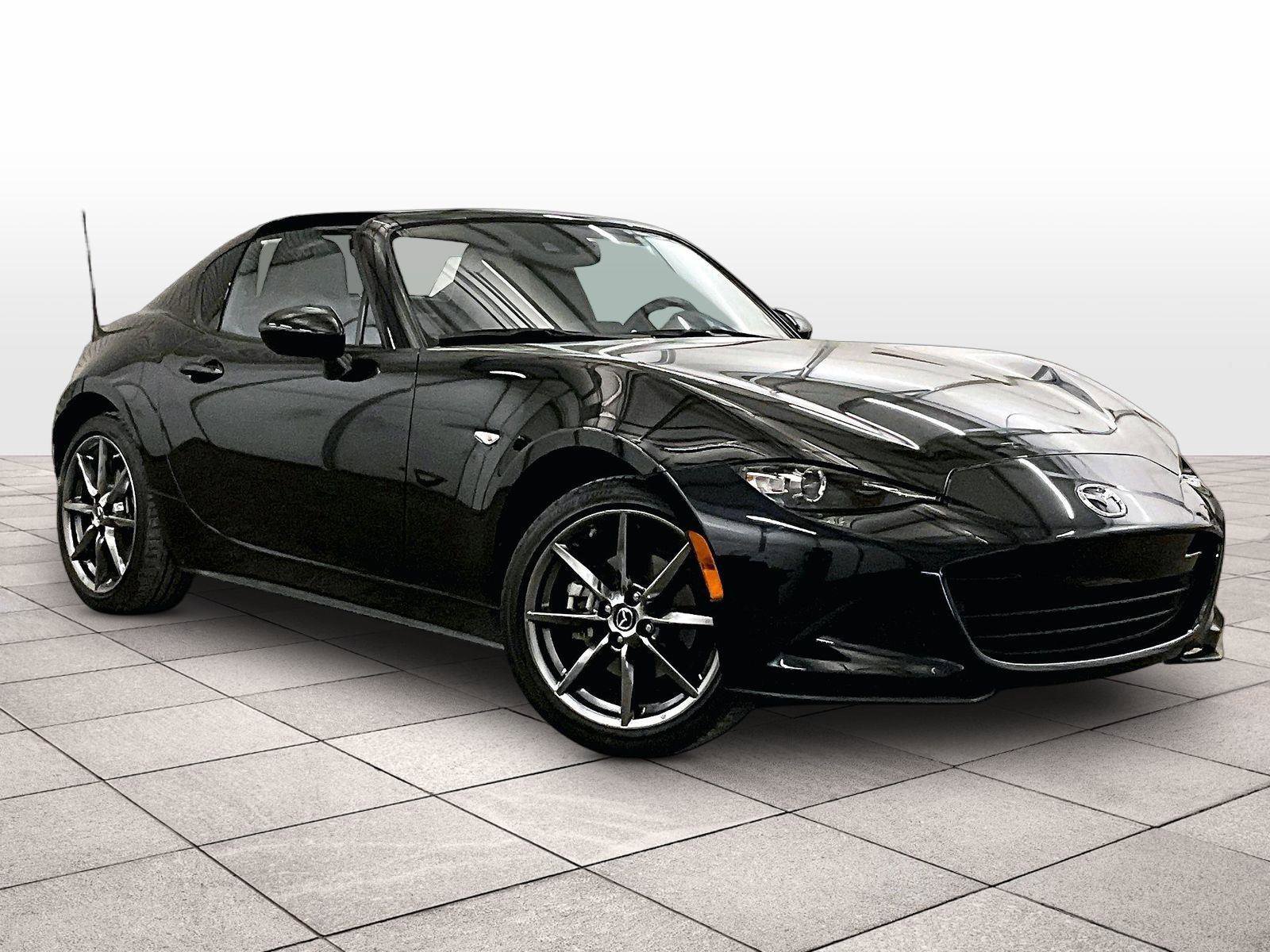 Used 2018 MAZDA MX-5 Miata RF Grand Touring image 2