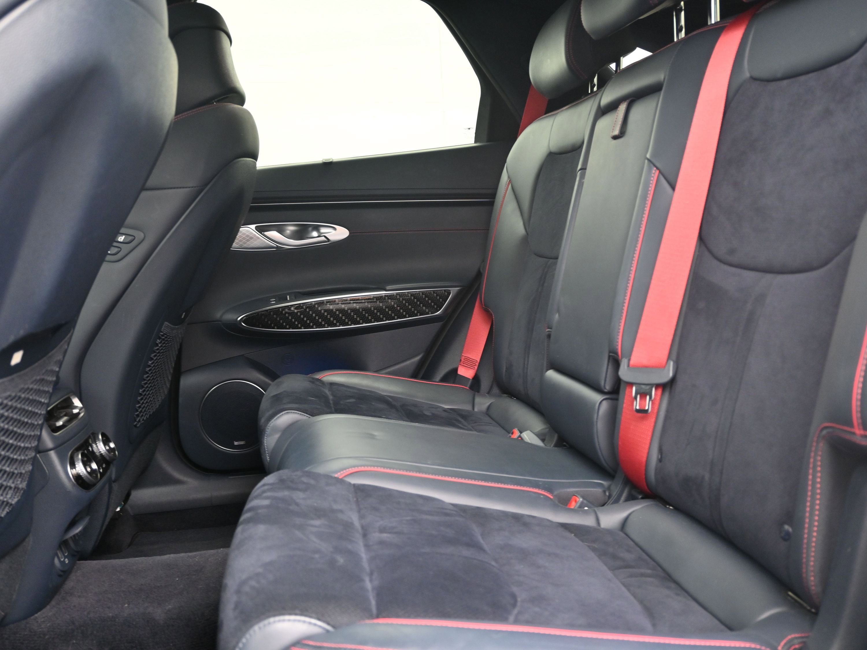 Used 2022 Genesis GV70 3.5T Sport w/ Sport Prestige Package image 23