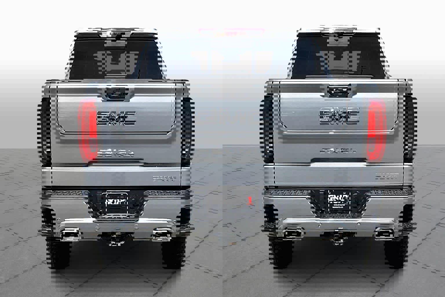 Used 2025 GMC Sierra 1500 Denali Ultimate image 5