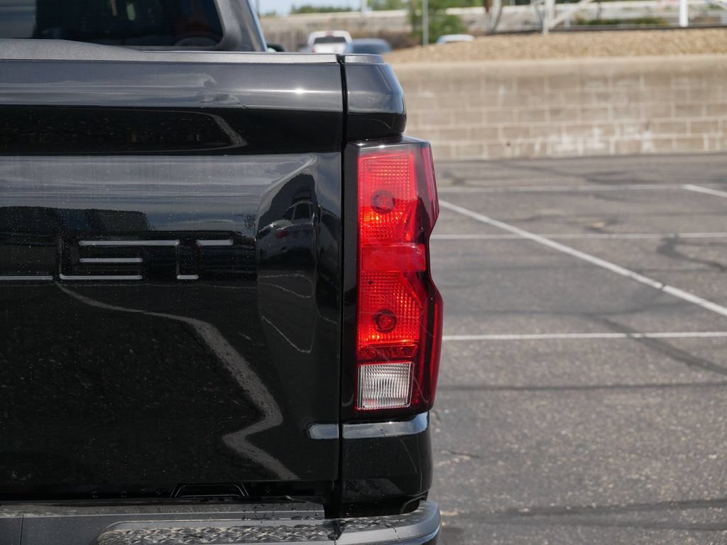 New 2026 Chevrolet Colorado W/T w/ WT Custom Package AWD/4WD image 7