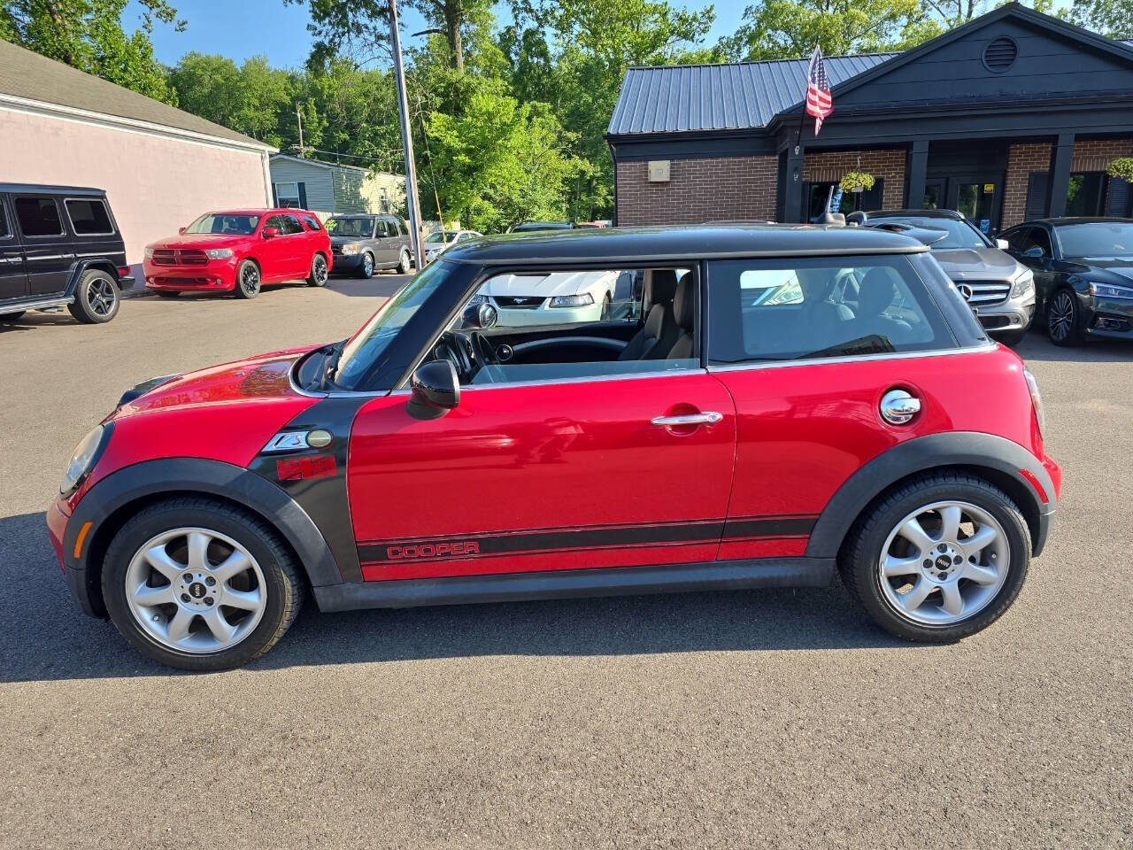 Used 2010 MINI Cooper S image 3