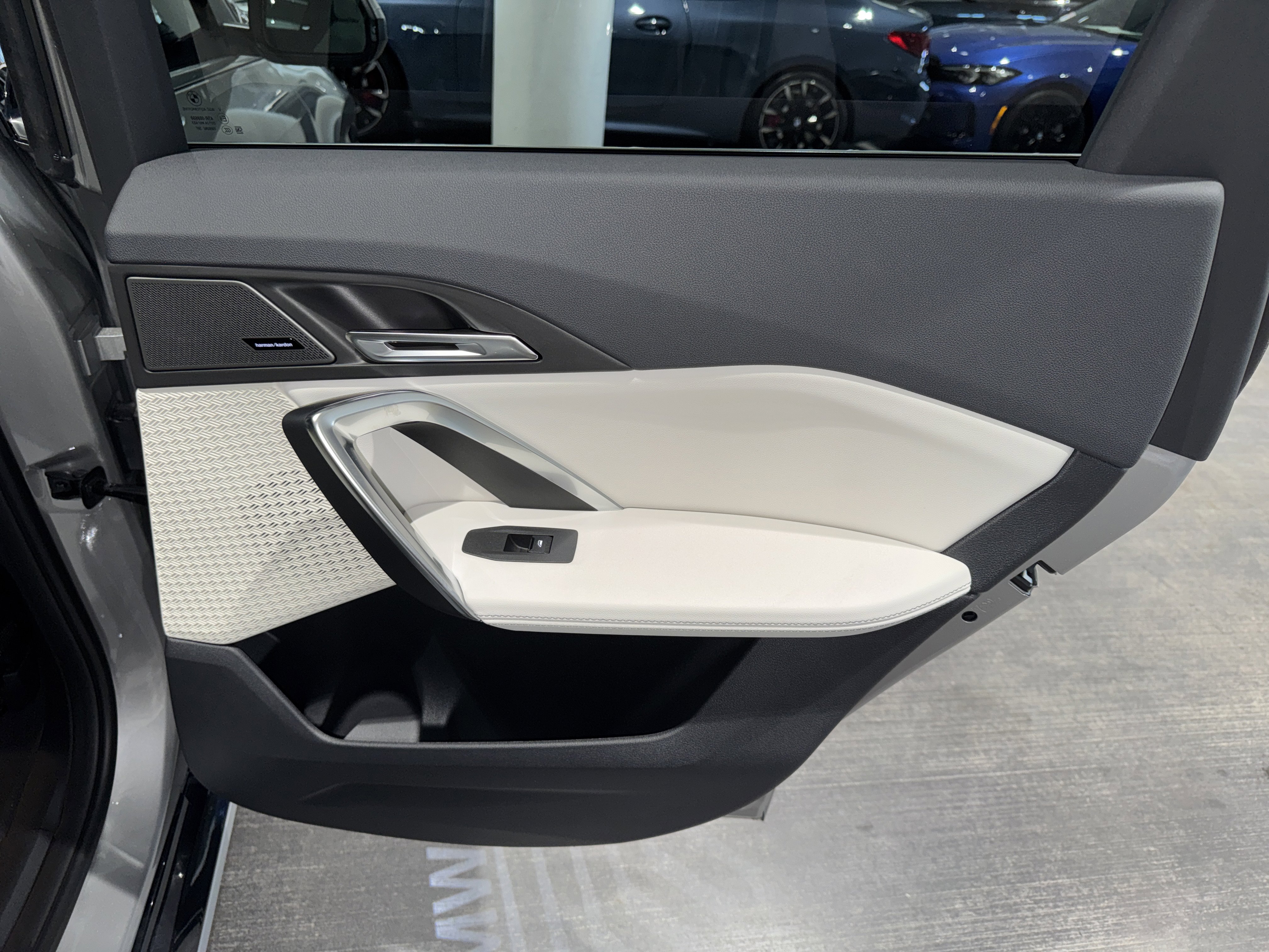 New 2026 BMW X1 xDrive28i w/ Convenience Package image 10