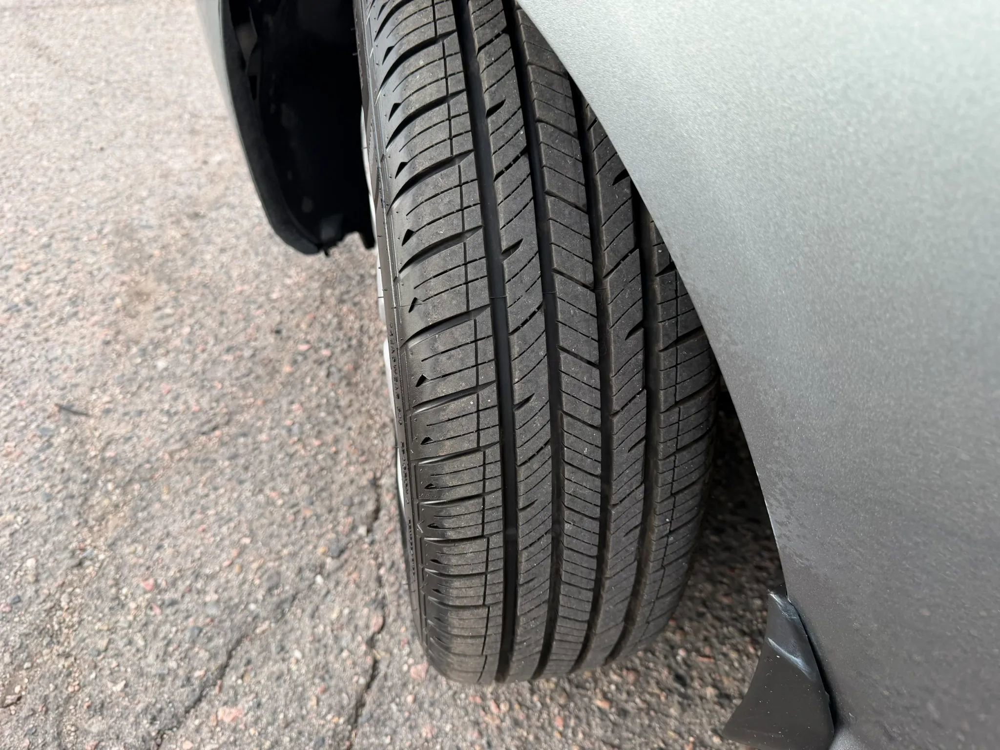 Used 2010 Hyundai Elantra GLS image 10