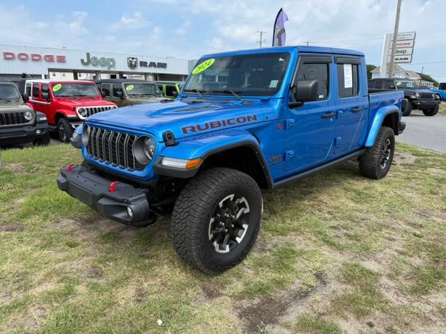 Used 2024 Jeep Gladiator Rubicon AWD/4WD image 3