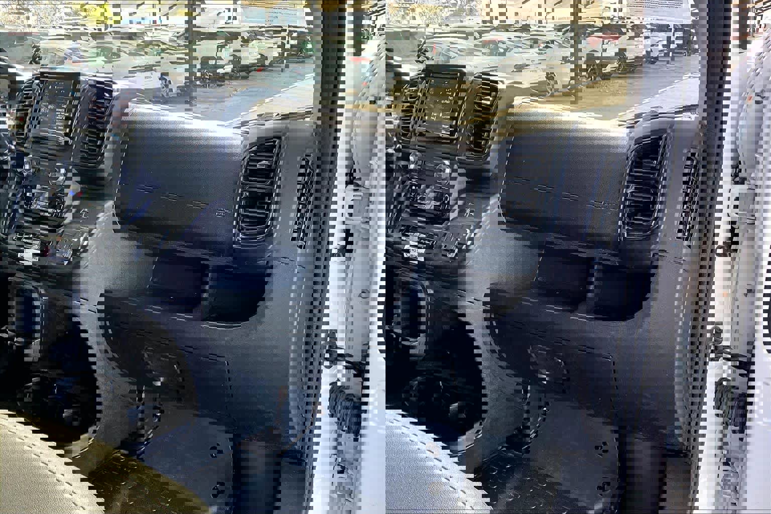 Used 2023 RAM ProMaster 2500 w/ Convenience Group image 18