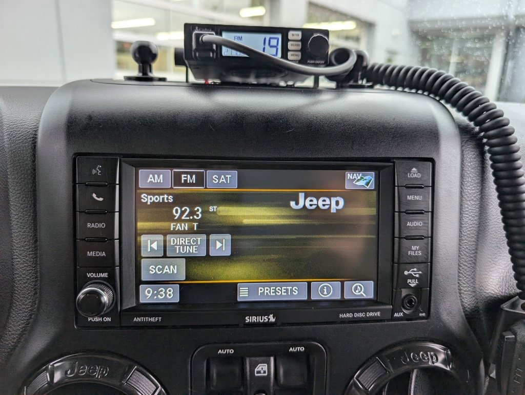 Used 2018 Jeep Wrangler Unlimited Rubicon image 23