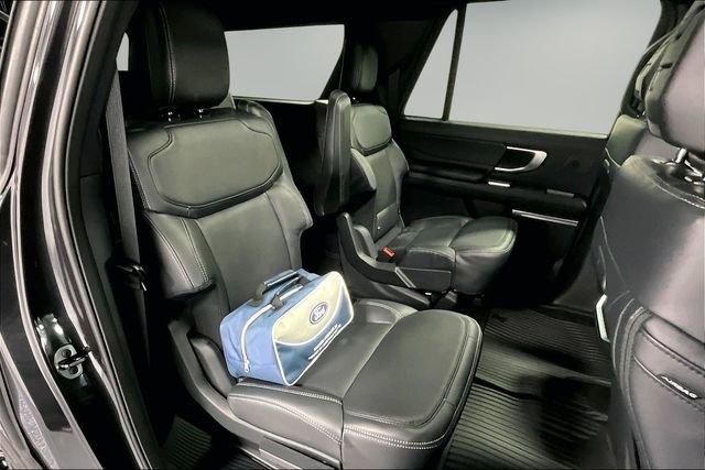 New 2026 Ford Expedition Max Platinum w/ Stealth Performance Package AWD/4WD image 11