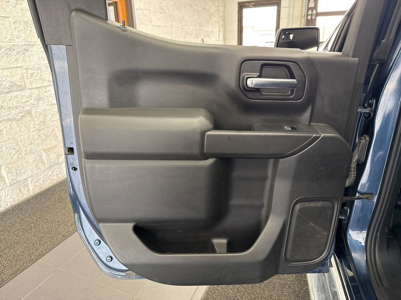 Used 2019 Chevrolet Silverado 1500 LT w/ All-Star Edition image 40