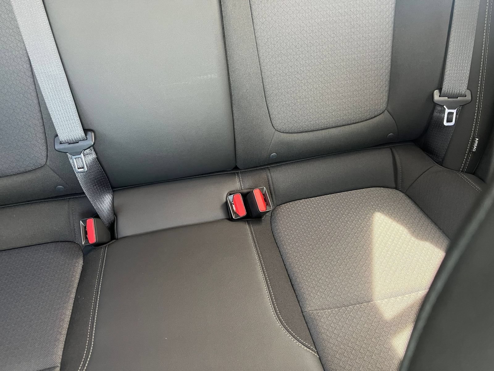 Used 2025 Buick Encore GX Preferred FWD image 37