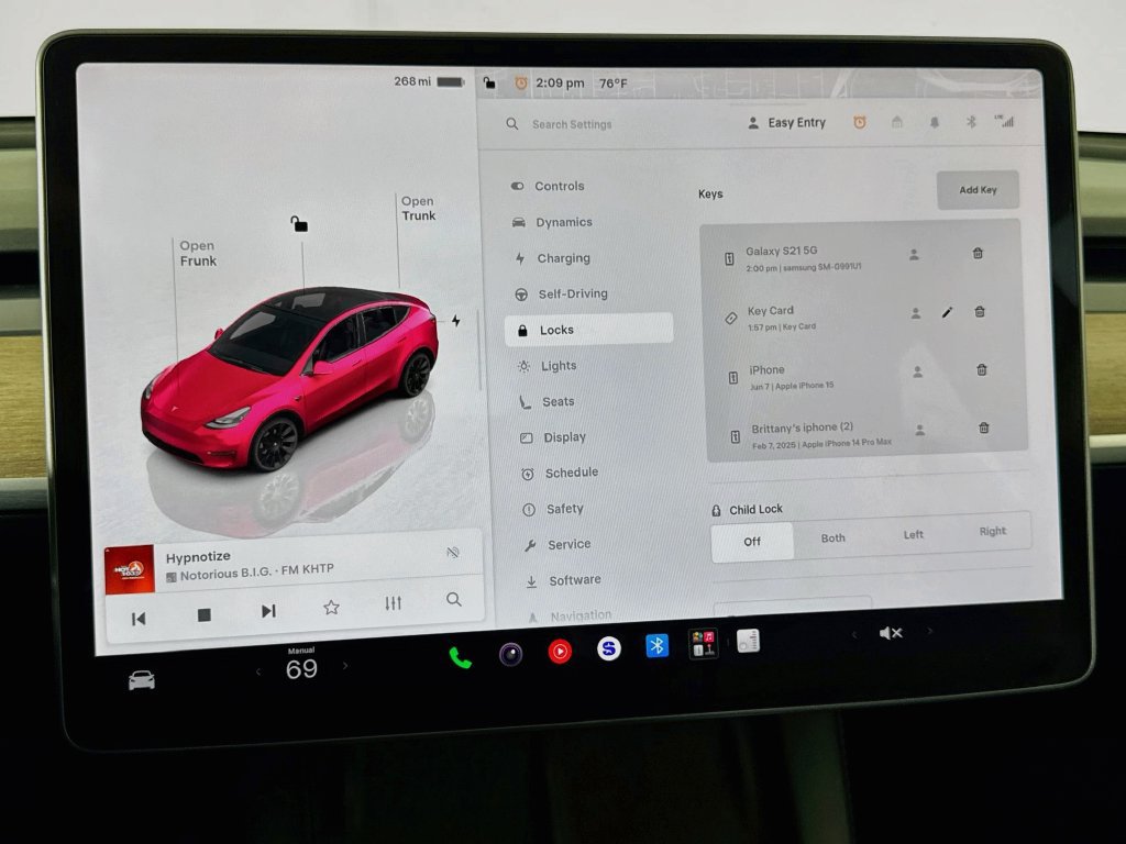 Used 2023 Tesla Model Y Long Range AWD/4WD image 31