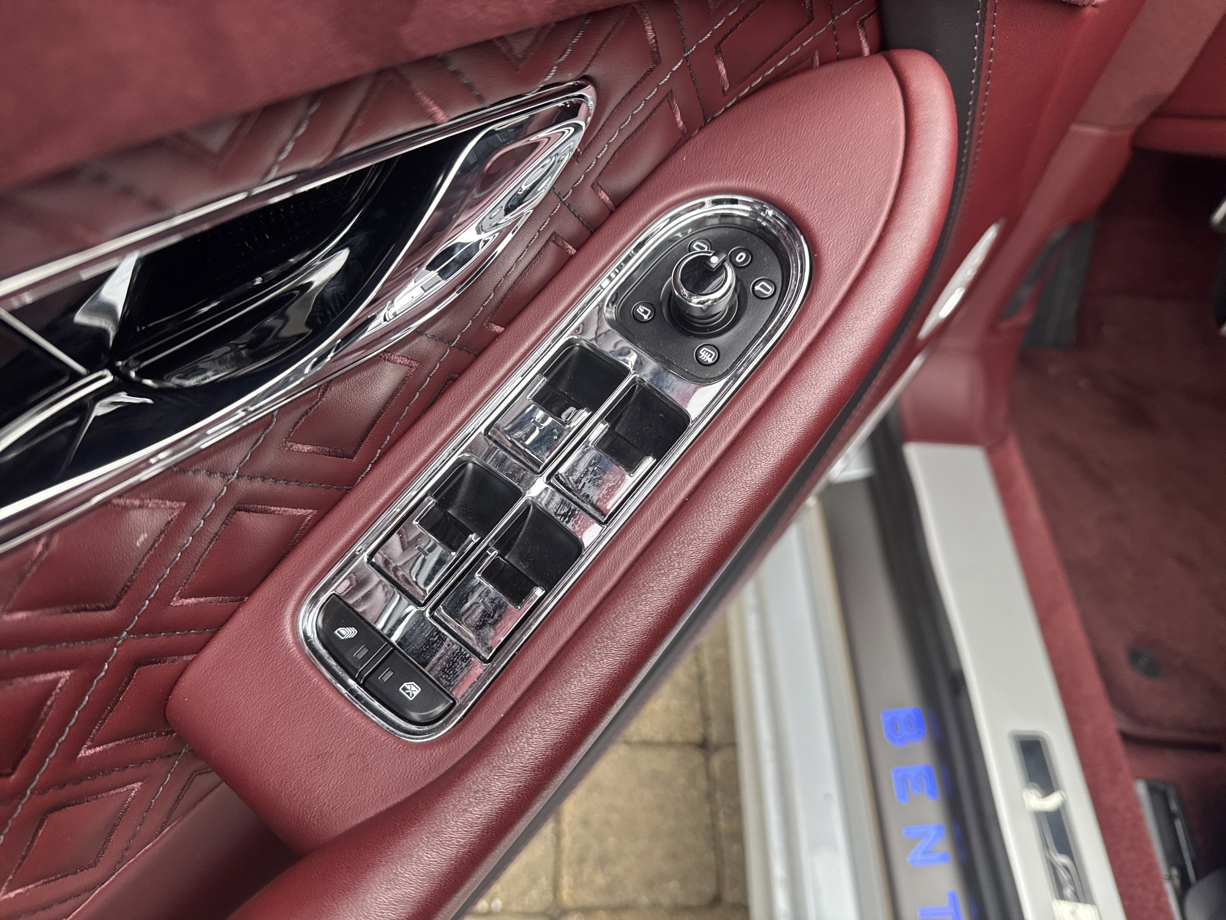 Used 2022 Bentley Continental GT Speed image 12