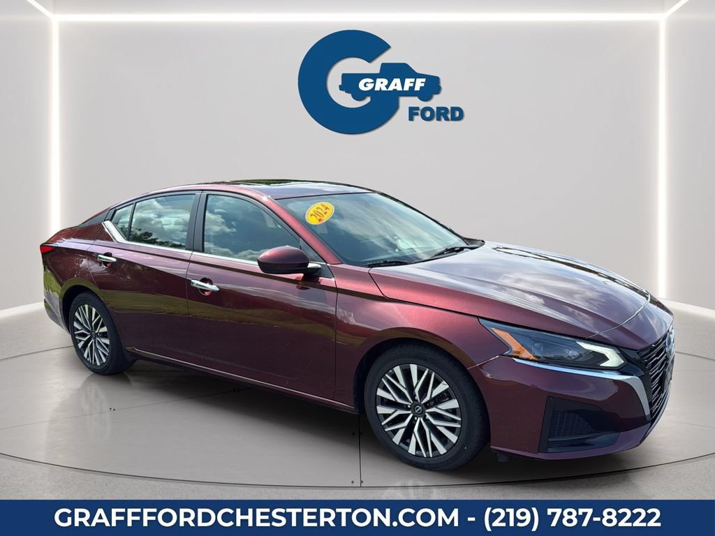 Used 2024 Nissan Altima 2.5 SV w/ SV Premium Package FWD image 10