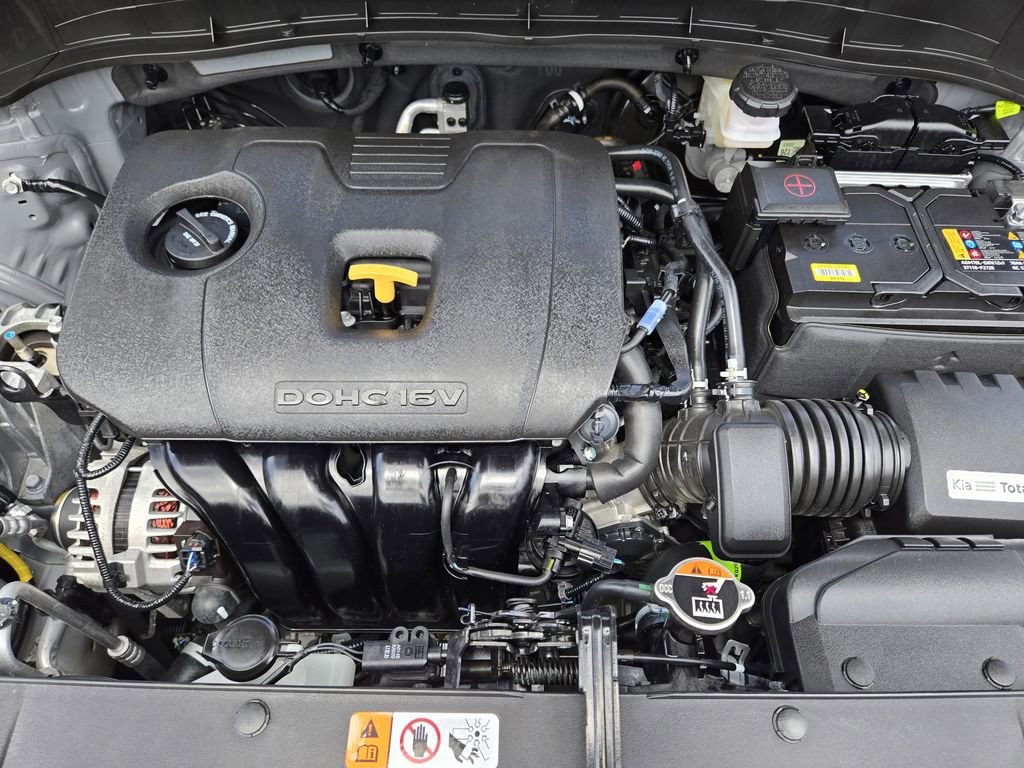 Certified 2025 Kia Soul LX w/ LX Technology Package FWD image 30