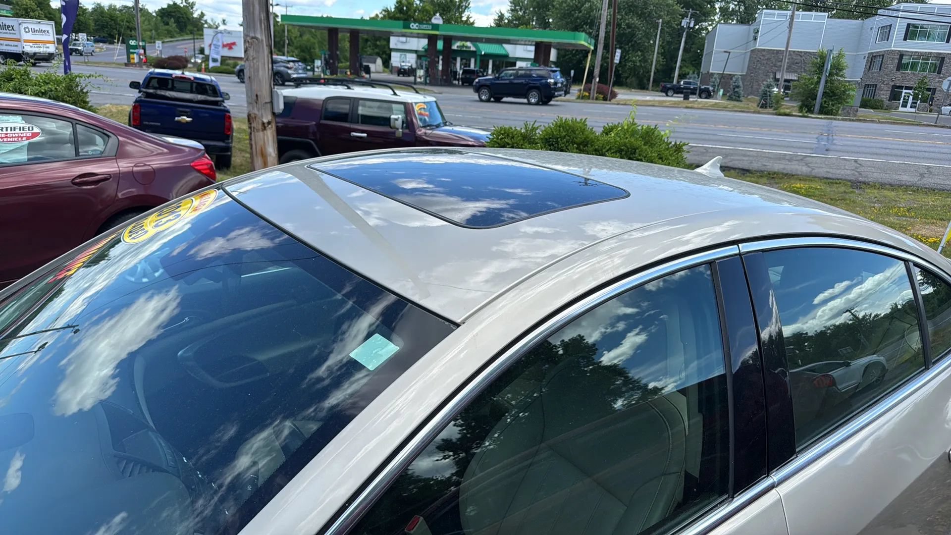 Used 2013 Buick Regal Premium FWD image 4