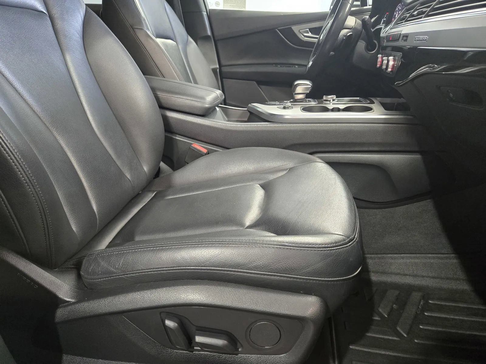 Used 2019 Audi Q7 2.0T Premium image 7