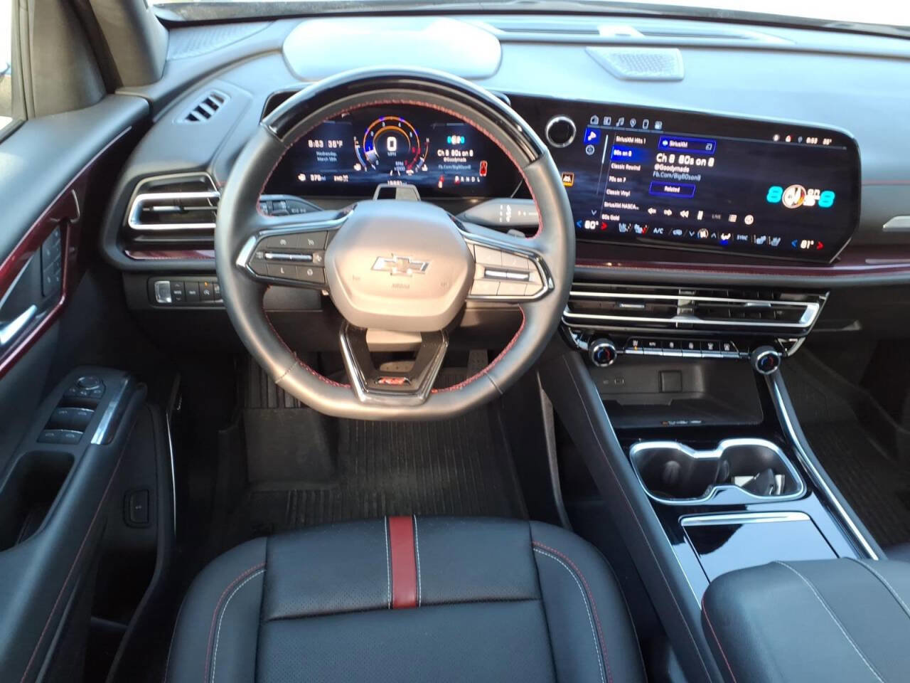 Used 2024 Chevrolet Traverse RS w/ LPO, Floor Liner Package image 12