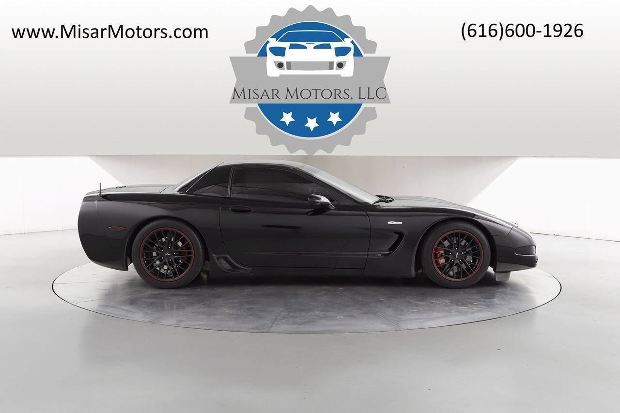 Used 2002 Chevrolet Corvette Z06 RWD image 2