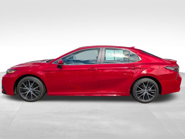 Used 2023 Toyota Camry SE FWD image 5