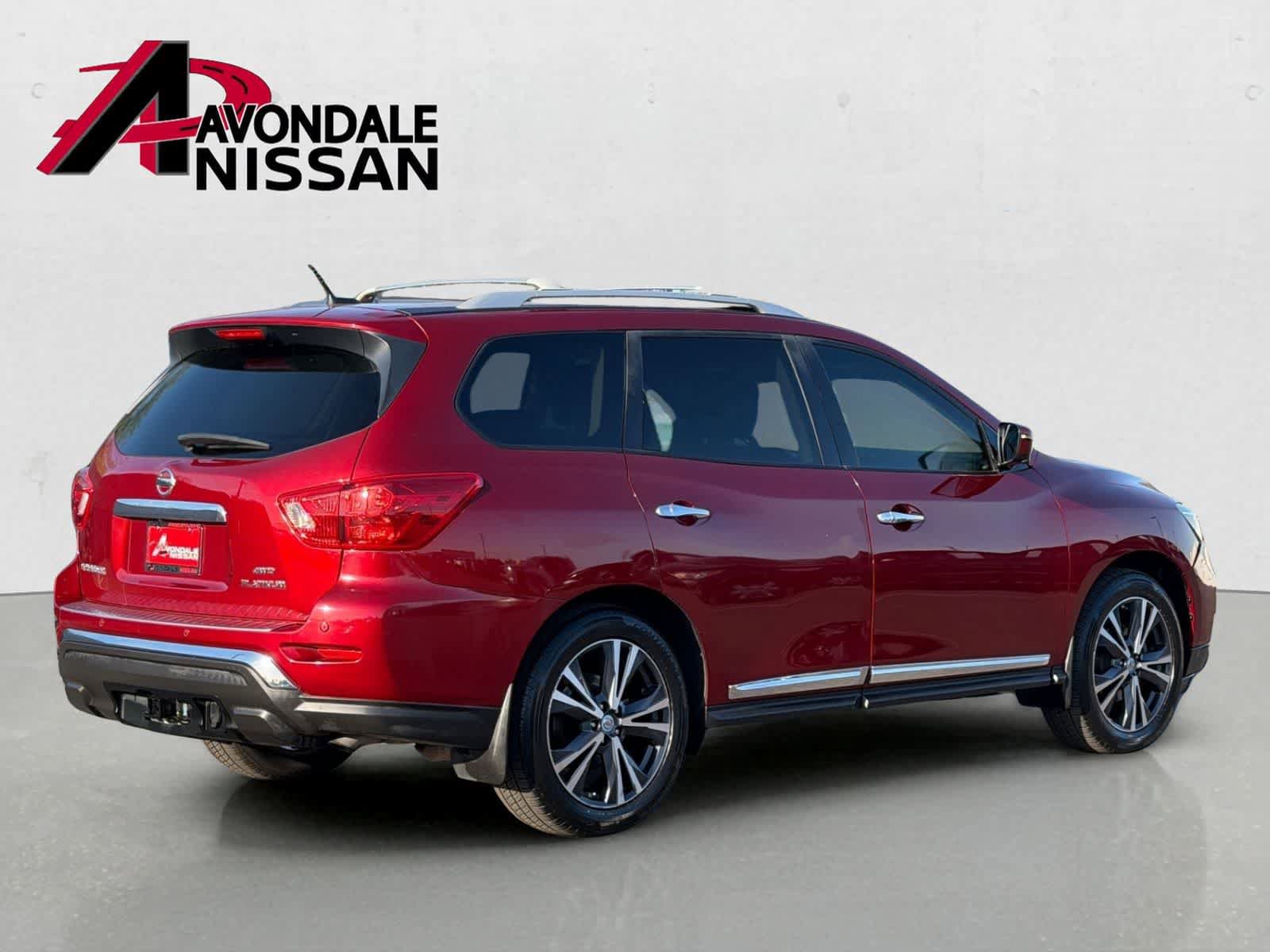 Used 2018 Nissan Pathfinder Platinum image 7
