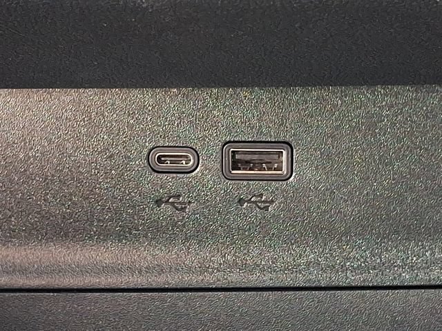 Used 2026 Chevrolet Equinox LT FWD image 23