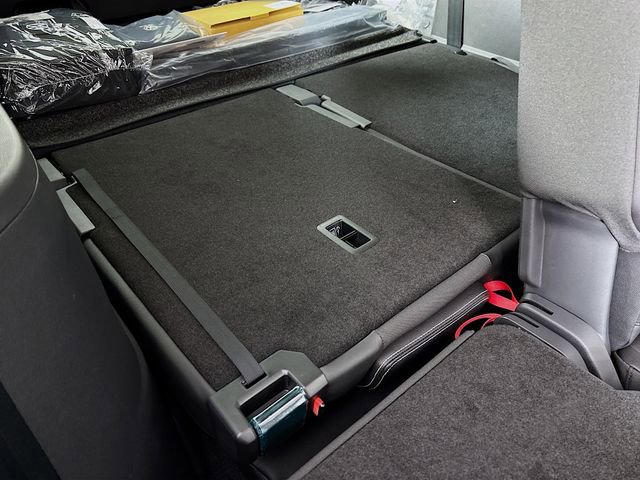 New 2026 Volkswagen Atlas SEL image 28