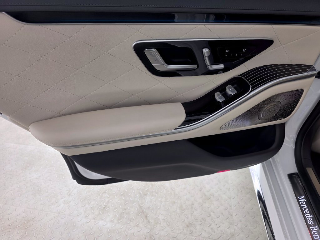 Certified 2024 Mercedes-Benz S 580 4MATIC Sedan image 17