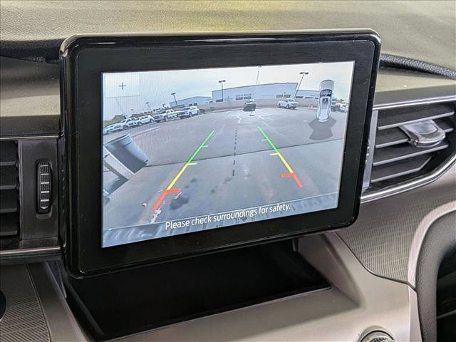 Used 2021 Ford Explorer XLT w/ Equipment Group 202A image 13