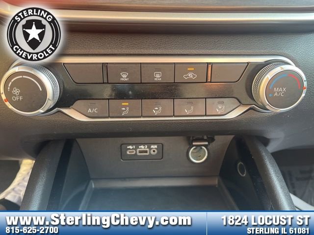 Used 2024 Nissan Altima 2.5 SV image 16