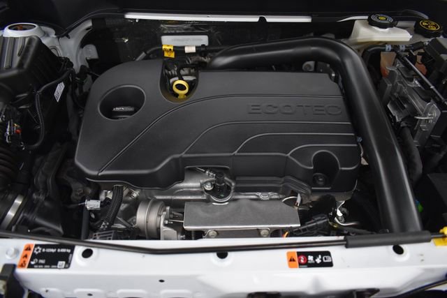 Used 2023 Chevrolet Equinox Premier AWD/4WD image 41