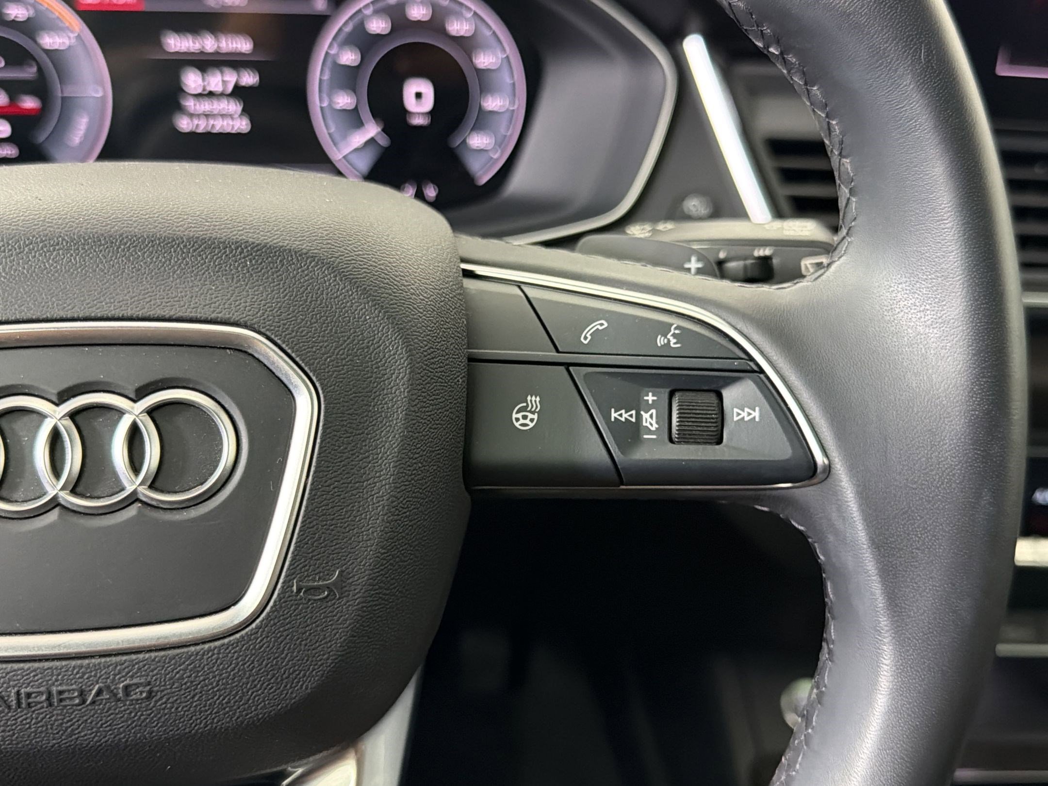 Used 2024 Audi Q5 e Premium AWD/4WD image 27