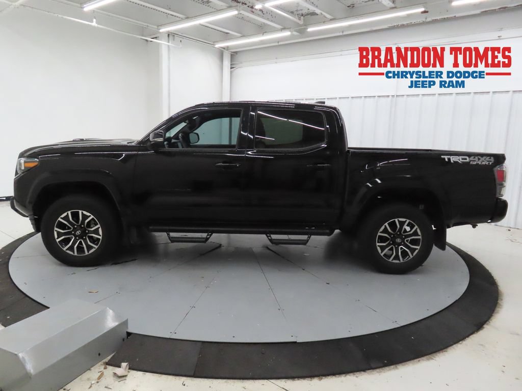 Used 2023 Toyota Tacoma TRD Sport w/ Technology Package AWD/4WD image 6