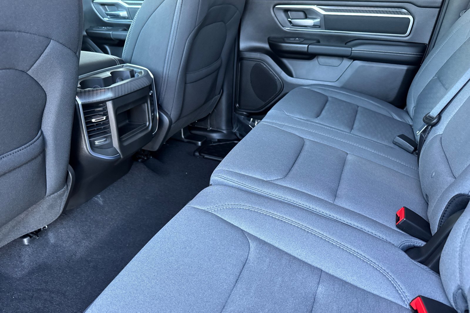 New 2026 RAM 1500 4x4 Crew Cab image 11