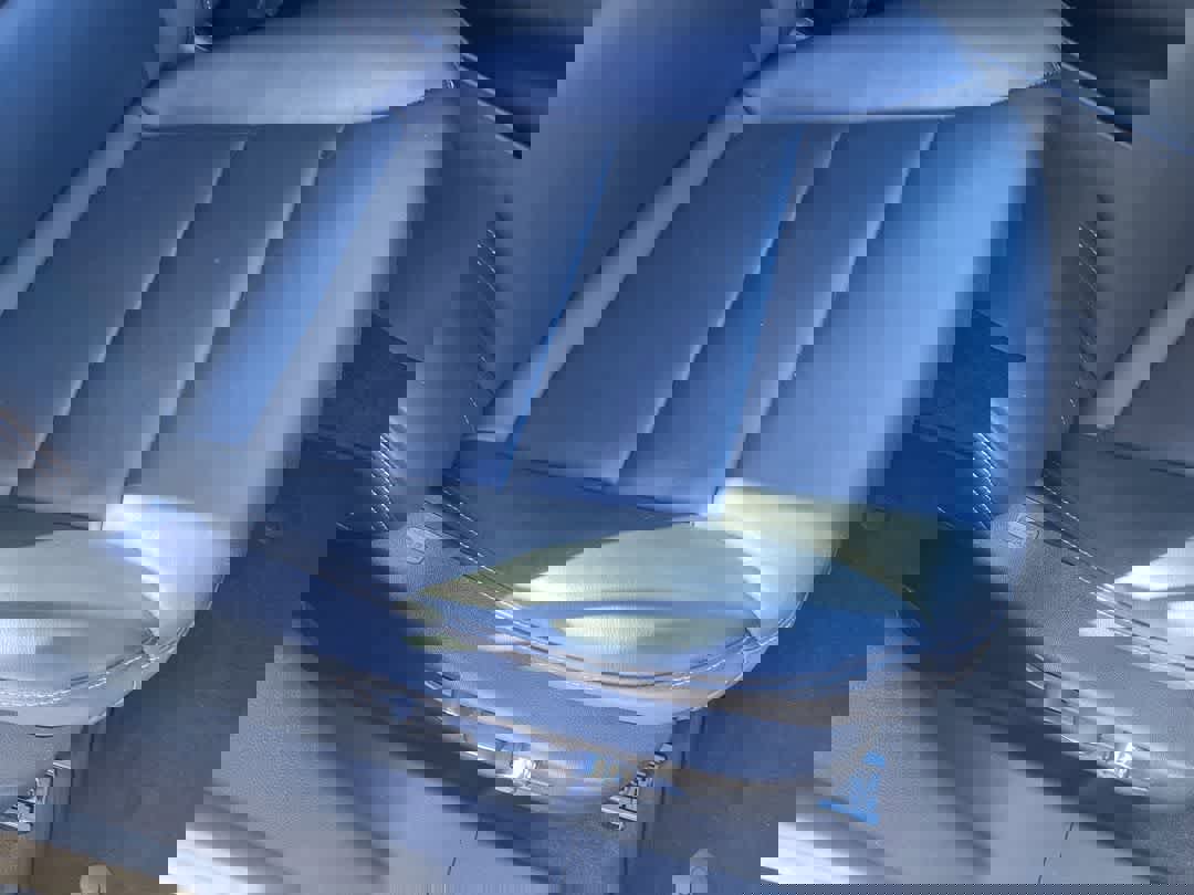 Used 2024 Cadillac XT4 Premium Luxury image 22