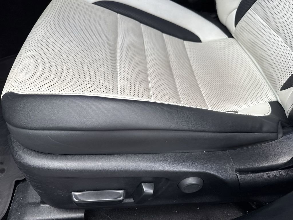 Used 2022 Lexus IS 350 F Sport w/ Navigation Package RWD image 40