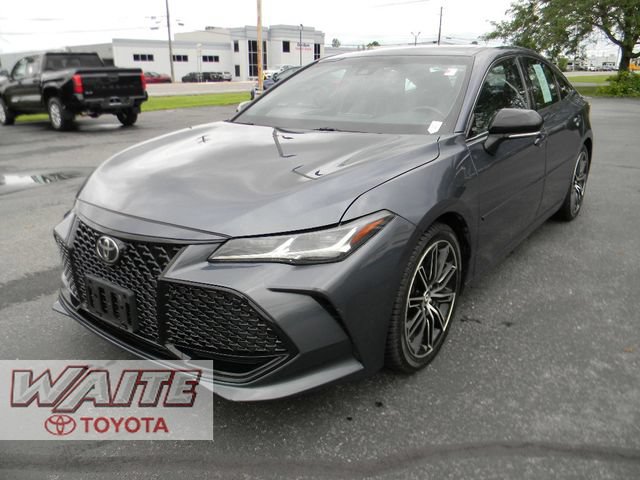 Used 2019 Toyota Avalon Touring w/ All Weather Liner Package FWD image 5