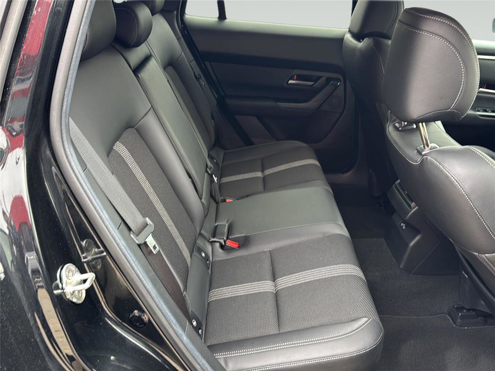 Used 2025 MAZDA CX-50 AWD 2.5 S w/ Preferred Package image 29