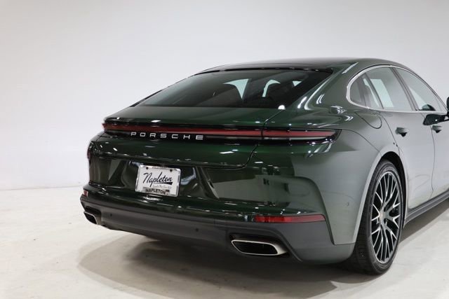 Used 2025 Porsche Panamera 4 image 9