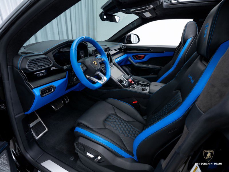 Used 2024 Lamborghini Urus S image 22