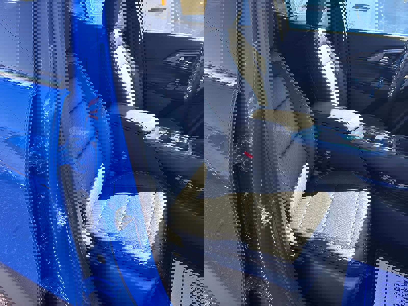 New 2026 Chevrolet Equinox EV LT image 26