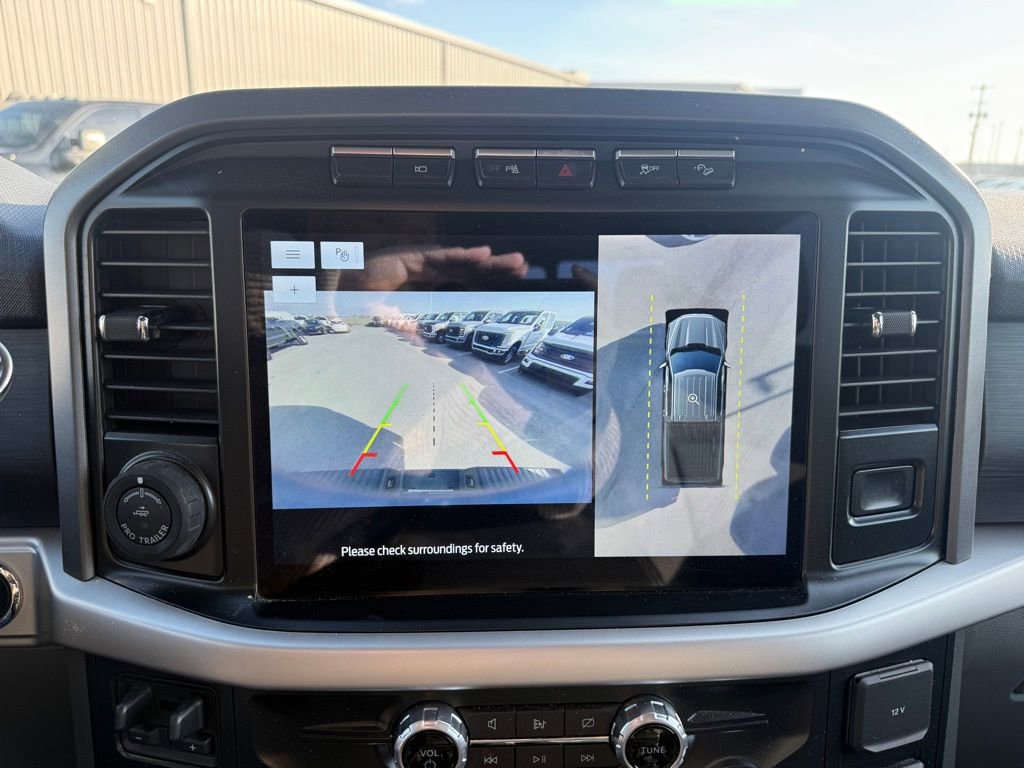 Used 2022 Ford F150 XLT w/ Equipment Group 302A High image 16