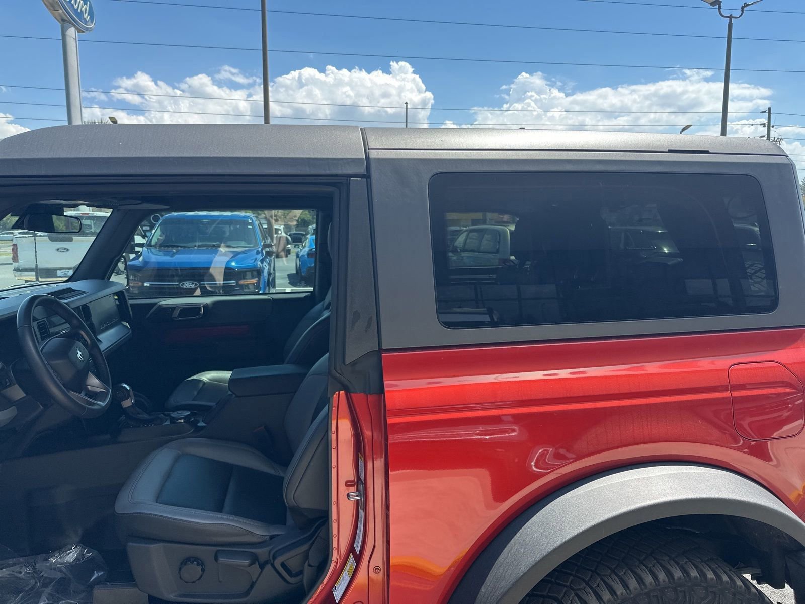 Used 2024 Ford Bronco Black Diamond image 14