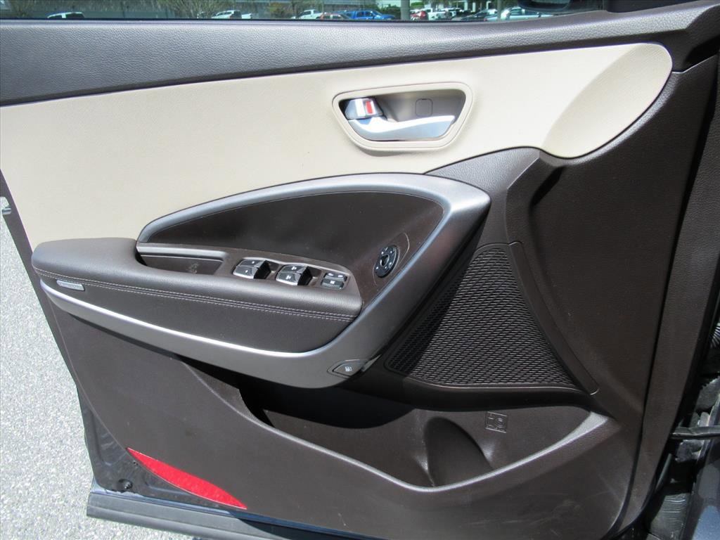 Used 2017 Hyundai Santa Fe Sport FWD image 18