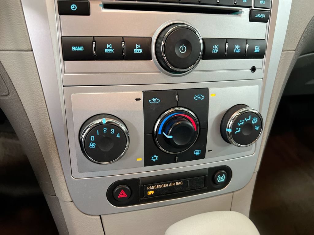 Used 2009 Chevrolet Malibu LS FWD image 15