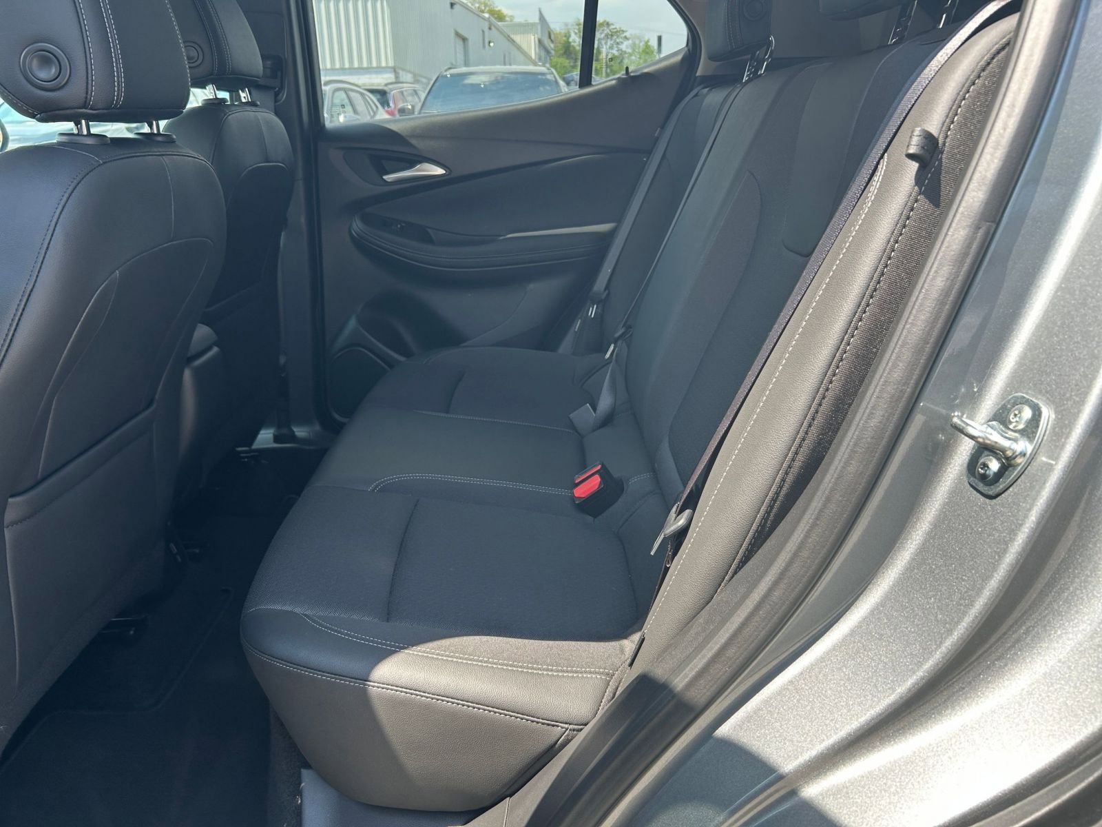 Used 2025 Buick Encore GX Preferred FWD image 21