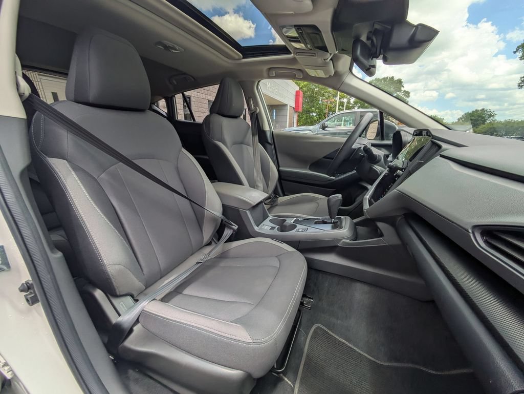 Used 2025 Subaru Crosstrek 2.5i Premium AWD/4WD image 30