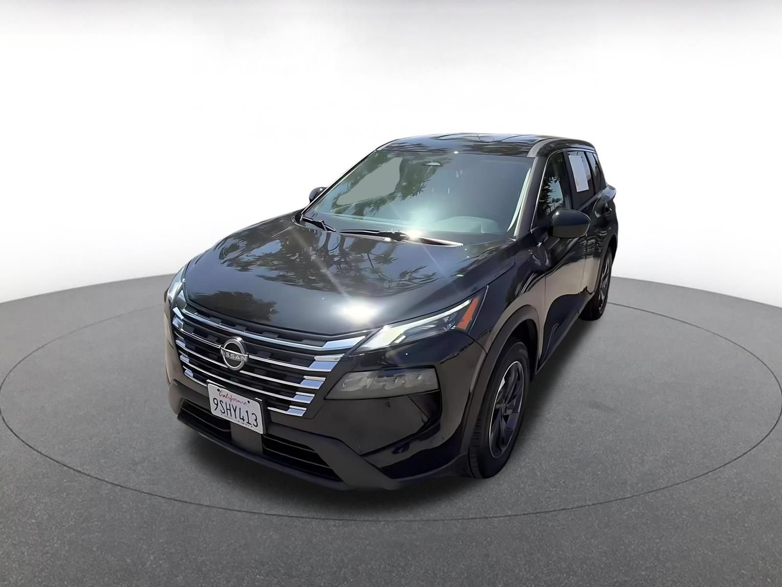 Used 2025 Nissan Rogue SV FWD image 7