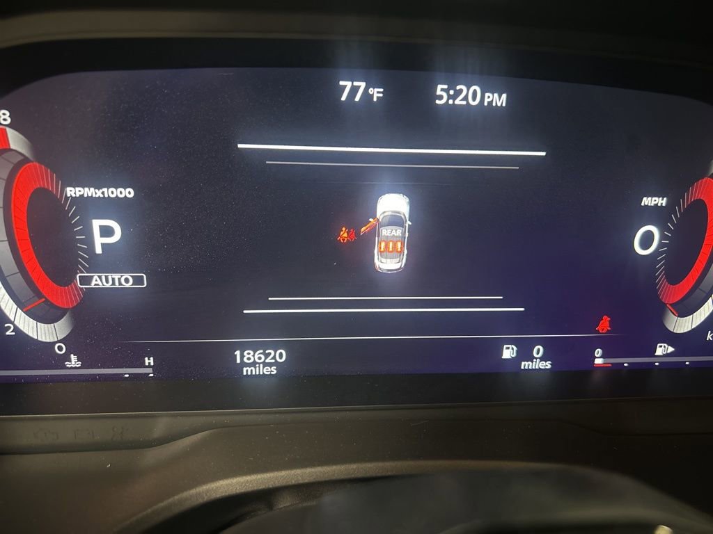 Used 2025 Nissan Rogue SL w/ Tech Package AWD/4WD image 4